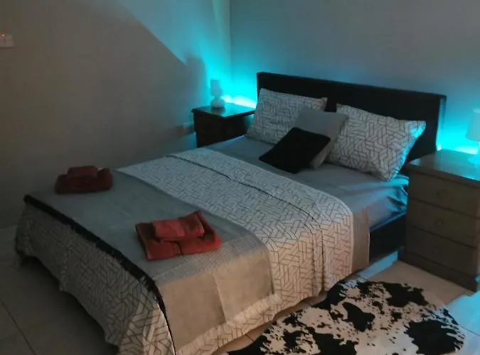 Semesterbostad Hideaway *