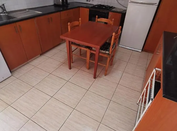 Hideaway Feriehus Oroklini