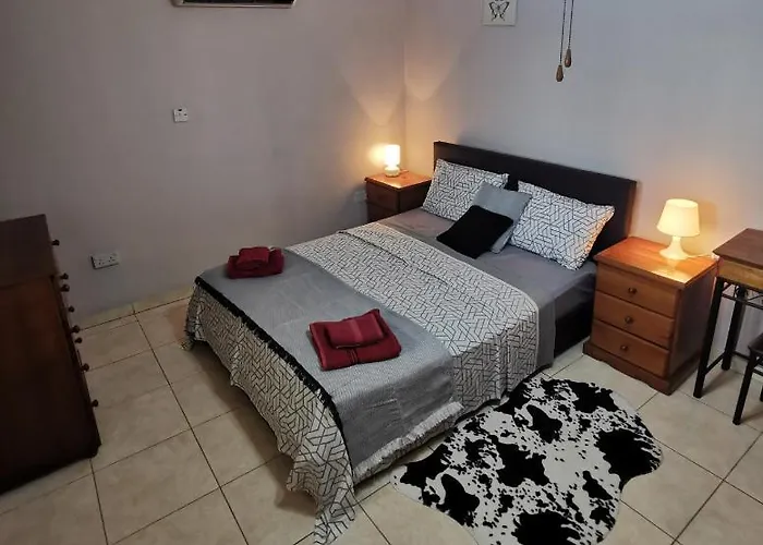 Semesterbostad Hideaway *